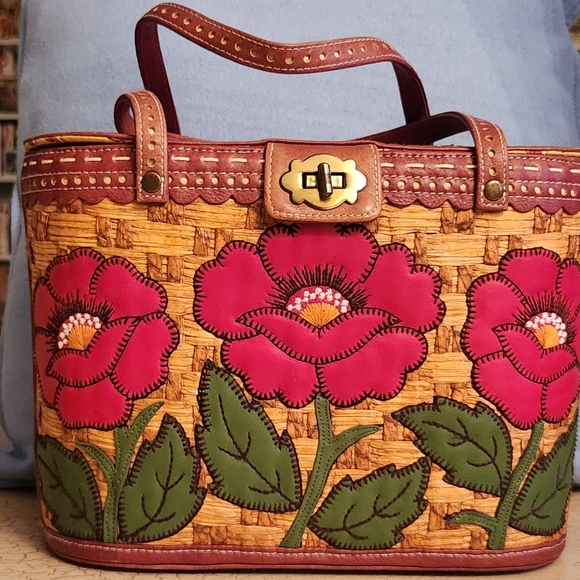 Isabella Fiore Handbags - *AUTHENTIC* Isabella Fiore Woven Floral Basket with Red Flowers and Green Leaves